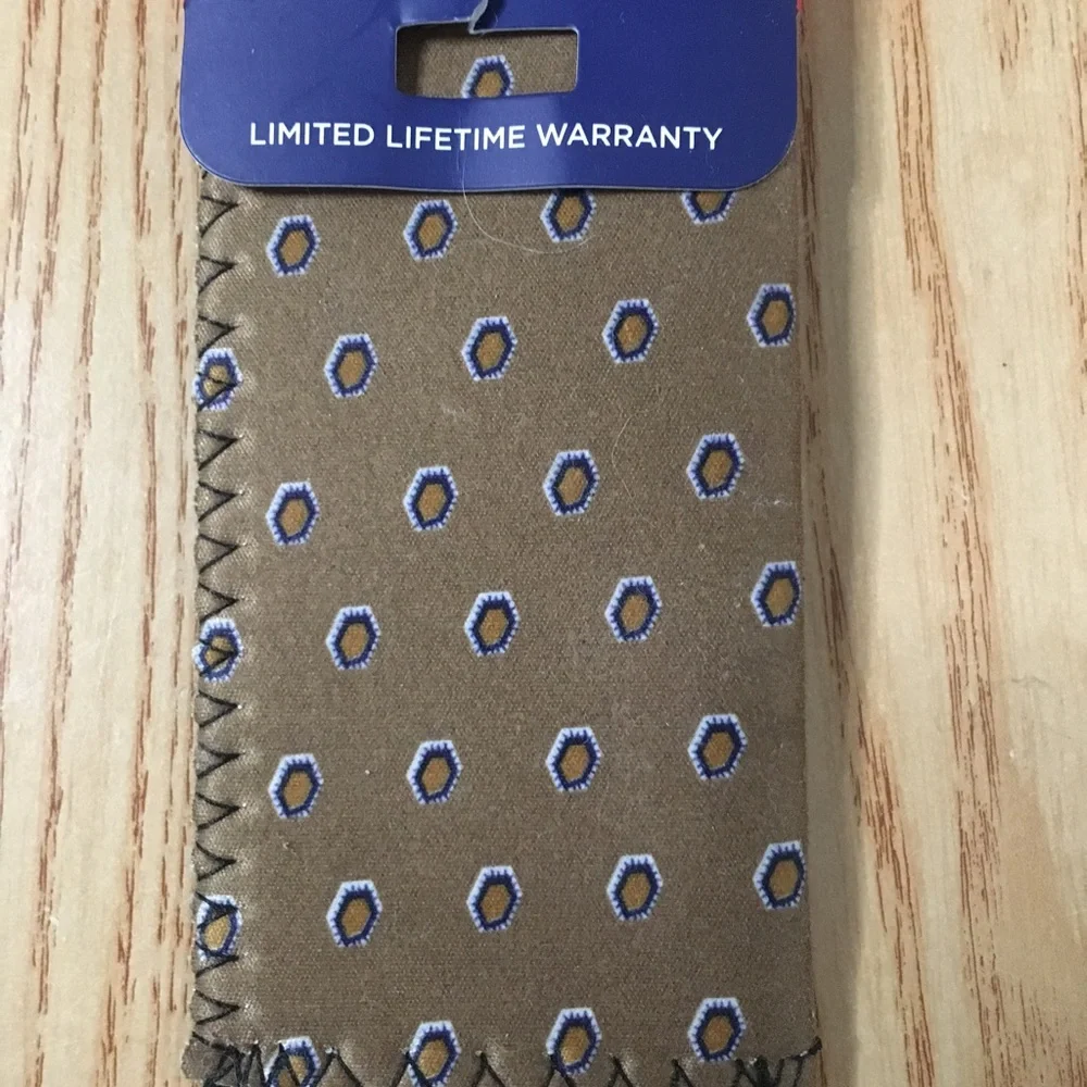 Free with Bundle New brown tan eyeglasses sunglasses case